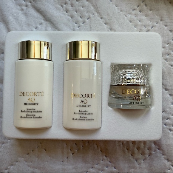 DECORTE AQ MELIORITY 3 pc Travel Set Intensive Emulsion-Lotion -Multi Cream NEW - Picture 3 of 5